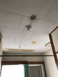 例えばこんな雨漏り修繕 折板屋根編 屋根 雨樋 外壁工事の望月建築板金